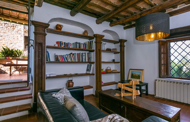 Casa de 7 quartos em Sovicille com jardim e terraço - Foto 8