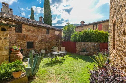 Photo 52 - 4 bedroom House in Sovicille with garden and terrace