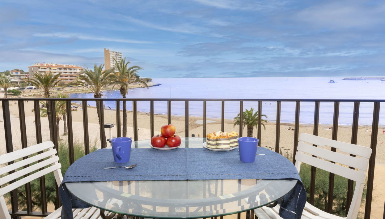 Appartamento con 3 camere da letto a l'Escala con terrazza - Foto 1