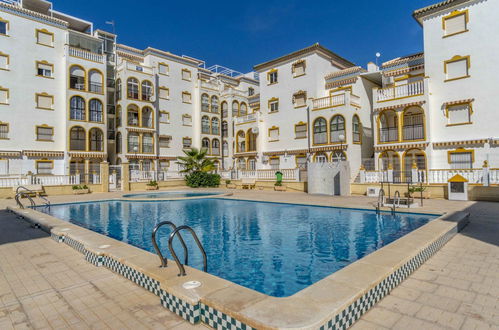 Photo 1 - 2 bedroom Apartment in Torrevieja with swimming pool and terrace