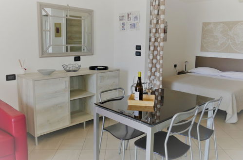 Foto 6 - Apartamento de 1 quarto em Santo Stefano al Mare com terraço e vistas do mar