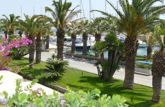 Photo 3 - 1 bedroom Apartment in Santo Stefano al Mare with terrace and sea view