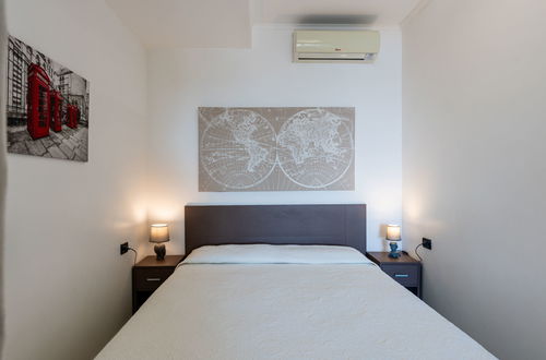 Foto 15 - Appartamento con 1 camera da letto a Santo Stefano al Mare con terrazza