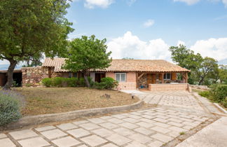 Foto 3 - Appartamento con 2 camere da letto a Roquebrune-sur-Argens con piscina e vista mare