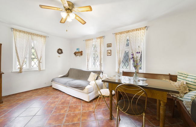 Casa de 2 quartos em Praskolesy com jardim - Foto 10