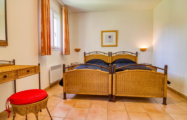 Casa de 4 quartos em Nans-les-Pins com piscina e jardim - Foto 21