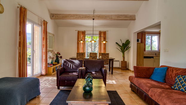 Casa de 4 quartos em Nans-les-Pins com piscina e jardim - Foto 4