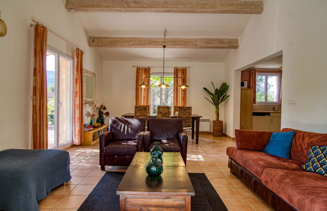 Casa de 4 quartos em Nans-les-Pins com piscina e jardim - Foto 4