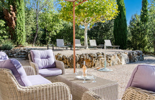Casa de 4 quartos em Nans-les-Pins com piscina e jardim - Foto 1