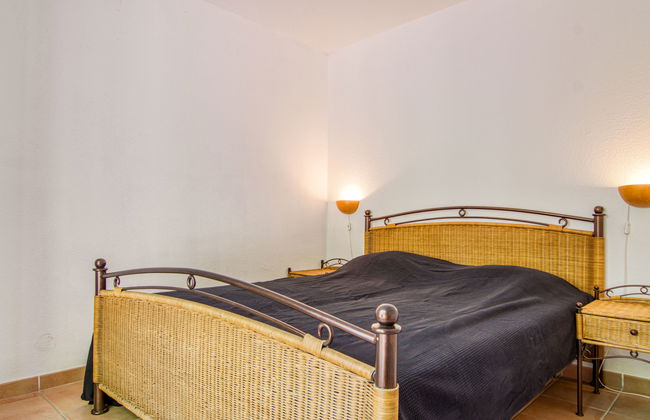 Casa de 4 quartos em Nans-les-Pins com piscina e jardim - Foto 18