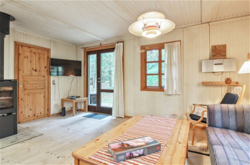 Foto 14 - Casa con 3 camere da letto a Harrerenden con terrazza e sauna