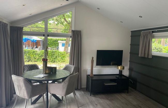 Casa de 3 quartos em Otterlo com piscina e terraço - Foto 1