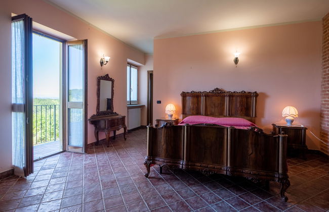 Casa de 8 quartos em Mombaruzzo com piscina e jardim - Foto 16