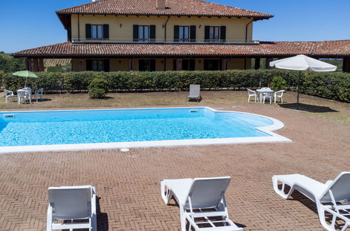 Photo 36 - 6 bedroom House in Mombaruzzo with swimming pool and garden