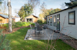 Foto 2 - Casa de 3 quartos em Otterlo com piscina e terraço