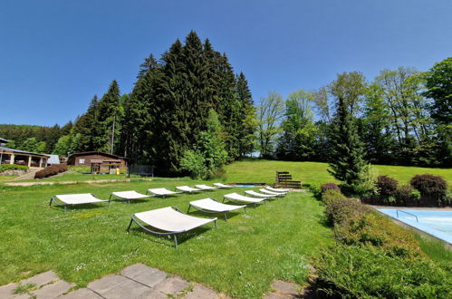 Foto 4 - Appartamento a Mladé Buky con piscina e giardino