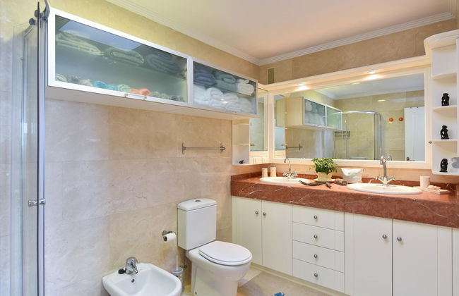 3 bedroom Apartment in Las Palmas of Gran Canaria with terrace - Photo 17
