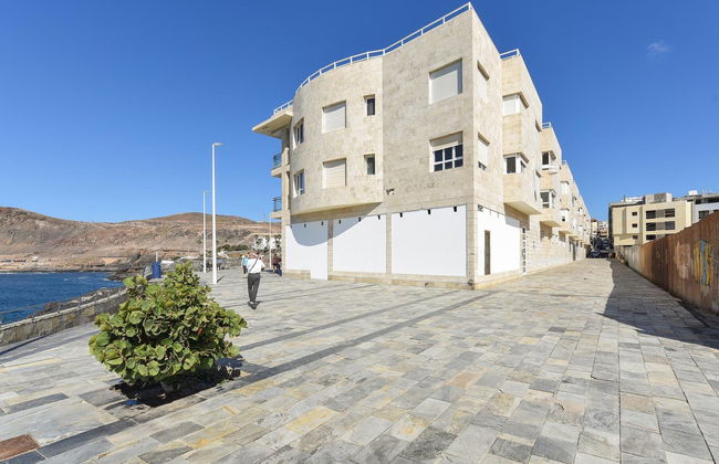 3 bedroom Apartment in Las Palmas of Gran Canaria with terrace - Photo 27