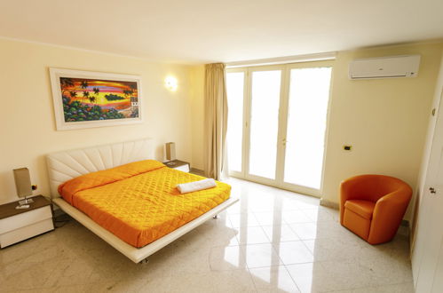 Foto 15 - Casa con 4 camere da letto a Nardò con piscina privata e vista mare