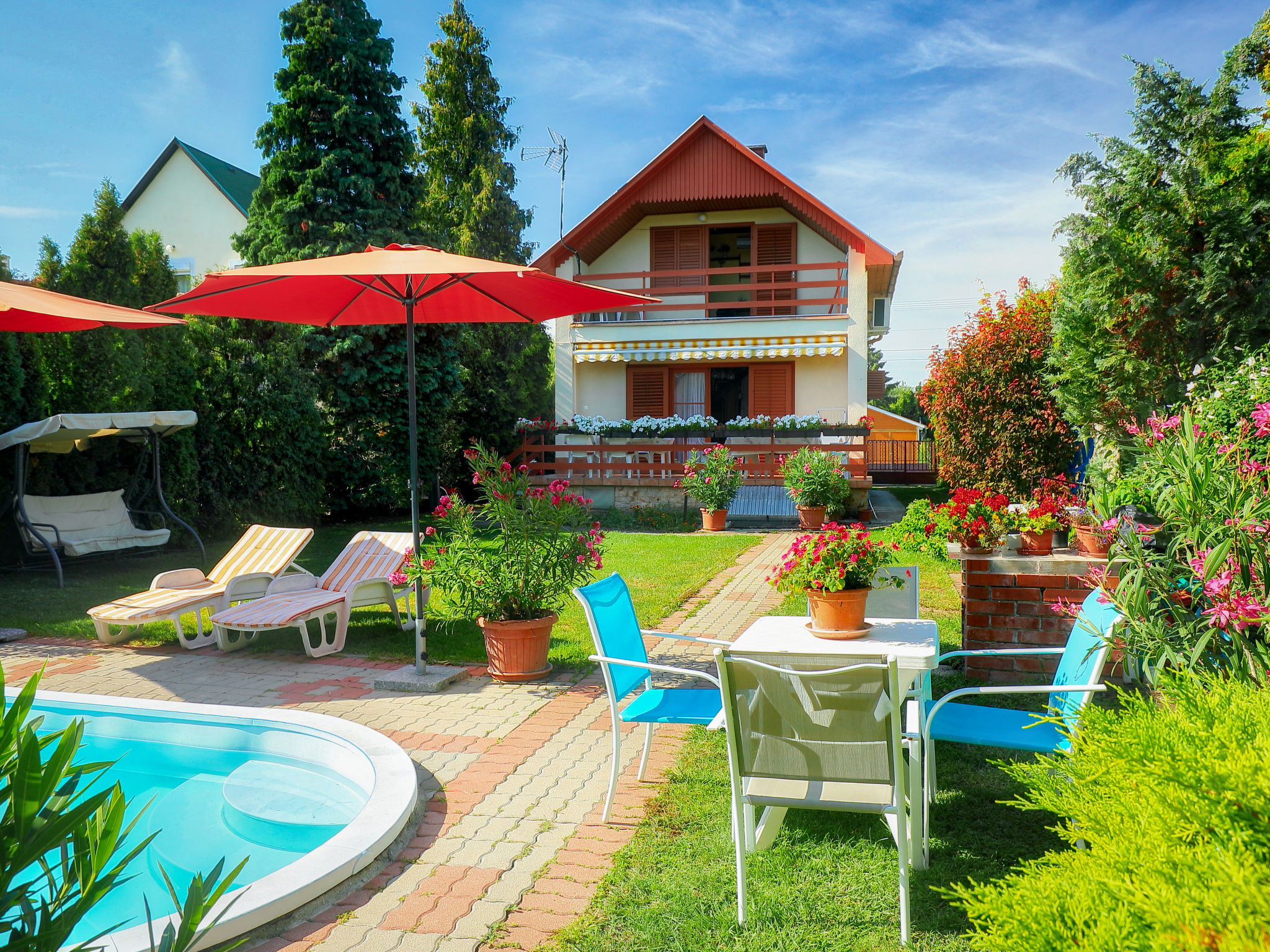 Foto 18 - Casa de 4 quartos em Balatonalmádi com piscina privada e vista para a montanha