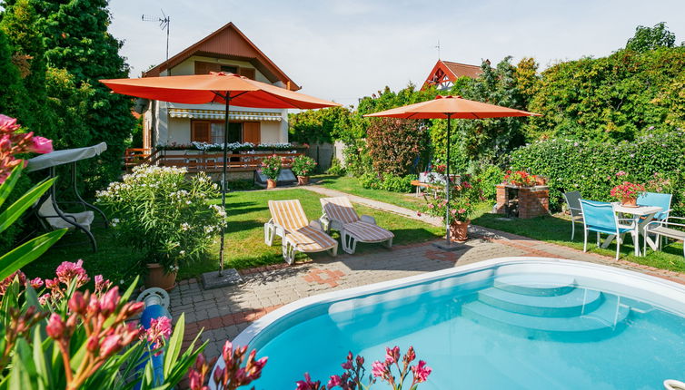 Photo 1 - 4 bedroom House in Balatonalmádi with private pool and garden