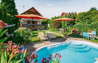 Photo 1 - 4 bedroom House in Balatonalmádi with private pool and garden