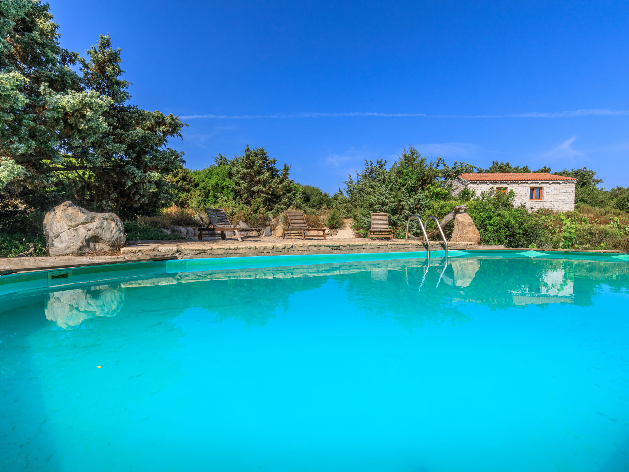 Foto 2 - Haus mit 1 Schlafzimmer in Badesi mit schwimmbad und blick aufs meer