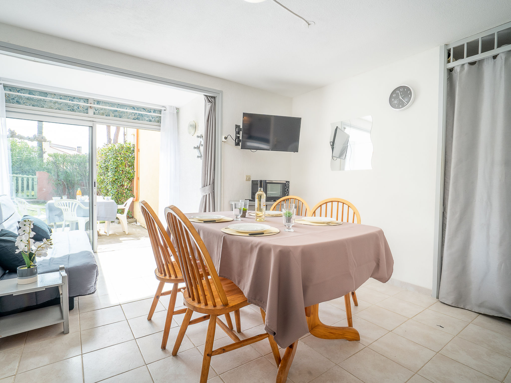 Photo 8 - 2 bedroom Apartment in Saint-Cyprien with garden and terrace