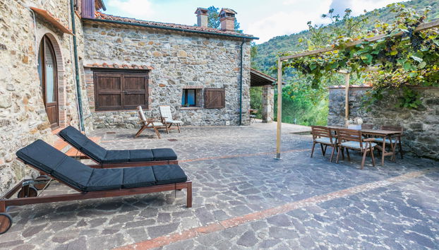 Casa de 6 quartos em Montieri com jardim e terraço - Foto 3