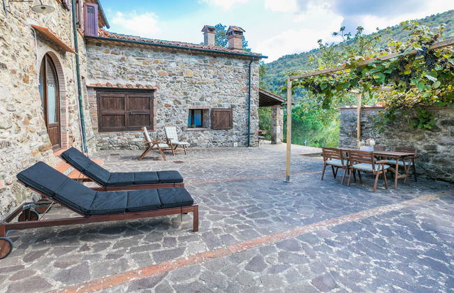 Casa de 6 quartos em Montieri com jardim e terraço - Foto 3