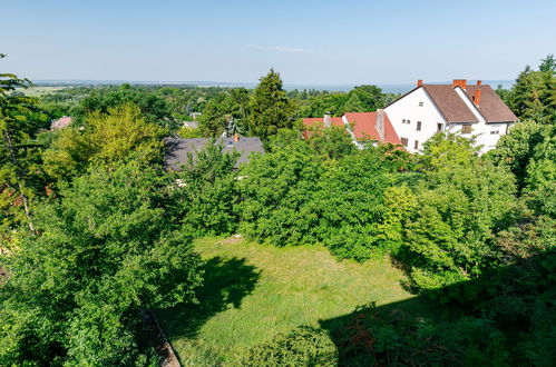 Photo 3 - Maison de 4 chambres à Fonyód avec jardin et terrasse