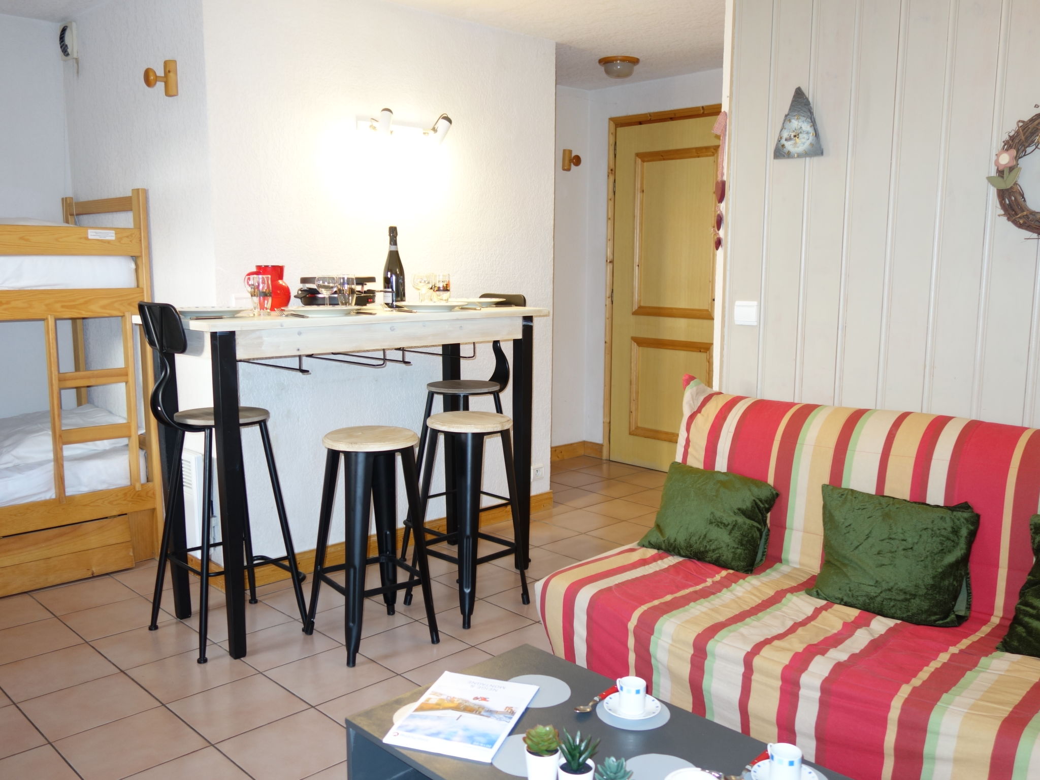 Foto 1 - Appartamento con 1 camera da letto a Saint-Gervais-les-Bains con terrazza e vista sulle montagne