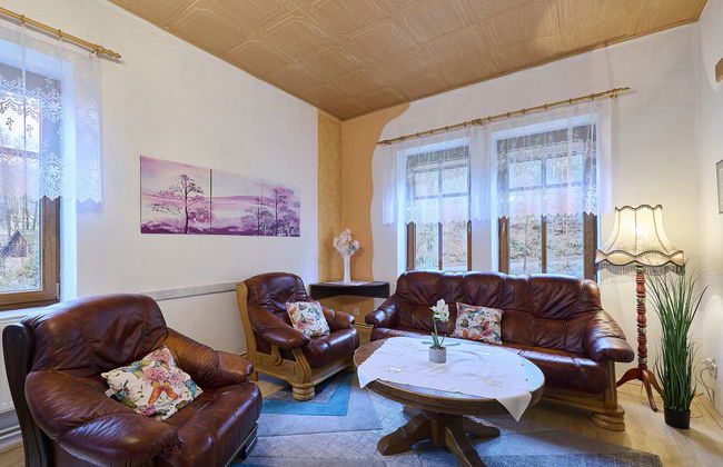 Casa de 2 quartos em Zlatá Olešnice com jardim e terraço - Foto 9