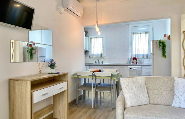 2 bedroom Apartment in Tossa de Mar with garden - Photo 3