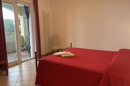 Foto 7 - Appartamento con 2 camere da letto a Pietra Ligure con terrazza e vista mare