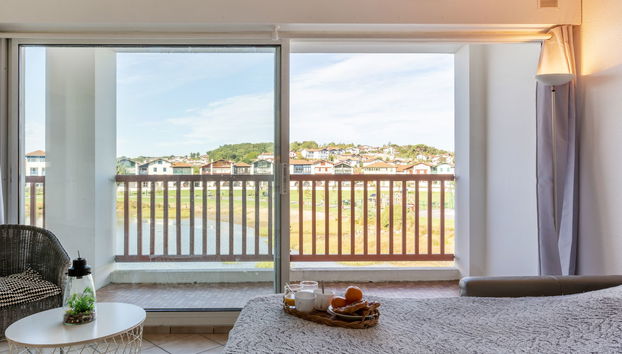 Apartamento de 2 habitaciones en Ciboure con terraza - Foto 3