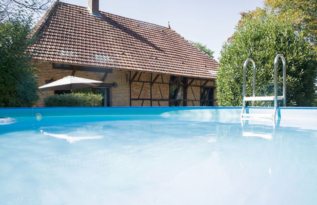 Casa de 4 quartos em La Chapelle-Saint-Sauveur com piscina privada e jardim - Foto 2