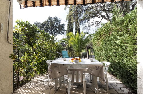 Photo 1 - Appartement de 2 chambres à Cavalaire-sur-Mer avec jardin et terrasse