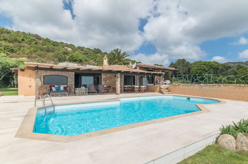 Photo 3 - Maison de 5 chambres à Arzachena avec piscine privée et vues à la mer