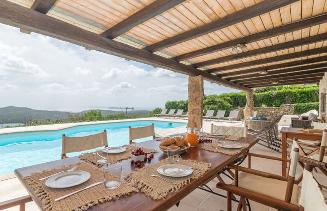 Casa de 5 quartos em Arzachena com piscina privada e jardim - Foto 29