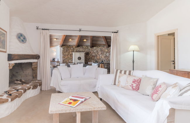 Casa de 5 quartos em Arzachena com piscina privada e jardim - Foto 4
