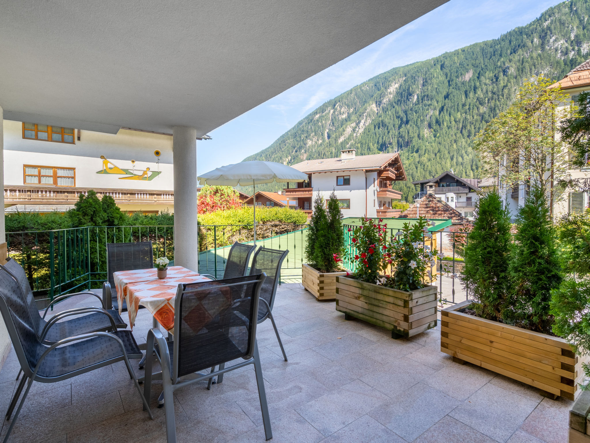 Foto 15 - Apartamento de 3 habitaciones en Mayrhofen con terraza y vistas a la montaña
