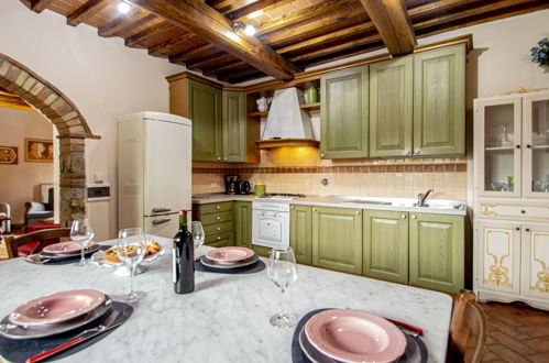 Photo 12 - 3 bedroom House in San Casciano in Val di Pesa with swimming pool and garden