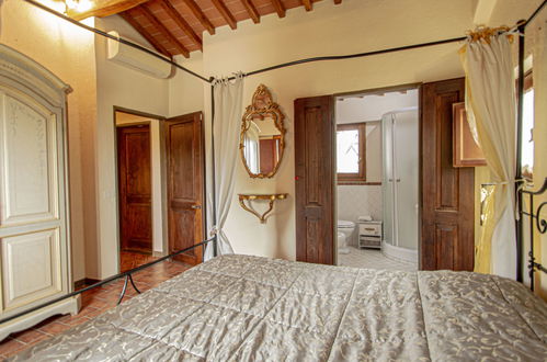 Photo 16 - 3 bedroom House in San Casciano in Val di Pesa with swimming pool and garden