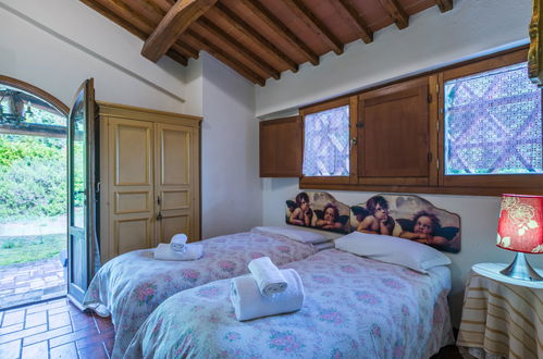 Photo 32 - 3 bedroom House in San Casciano in Val di Pesa with swimming pool and garden