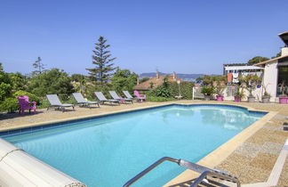 Photo 2 - 2 bedroom Apartment in Saint-Cyr-sur-Mer with swimming pool and sea view