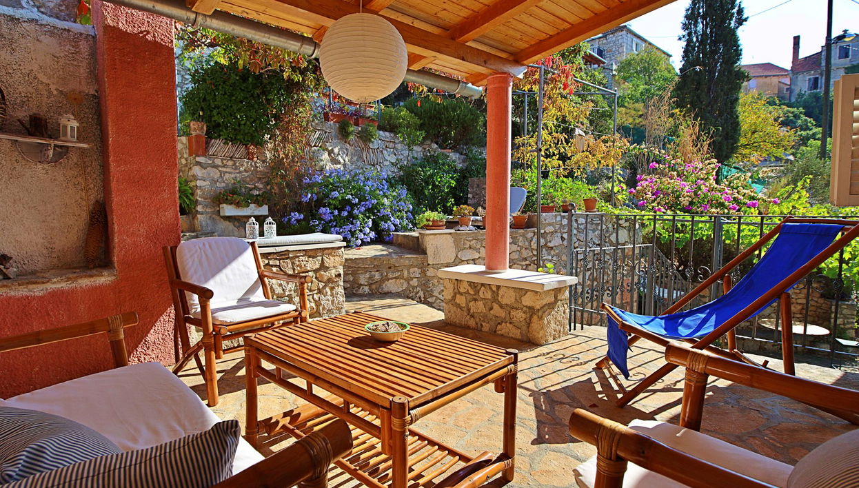 Maison de 4 chambres à Milna avec jardin et terrasse - Photo 1