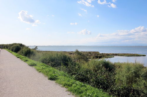 Foto 9 - Apartamento de 1 habitación en Lignano Sabbiadoro con vistas al mar