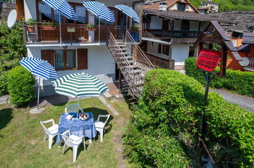 Foto 2 - Appartamento con 2 camere da letto a Calasca Castiglione con giardino