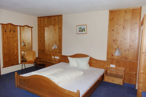 Foto 3 - Apartment mit 1 Schlafzimmer in Sankt Leonhard im Pitztal mit garten und blick auf die berge